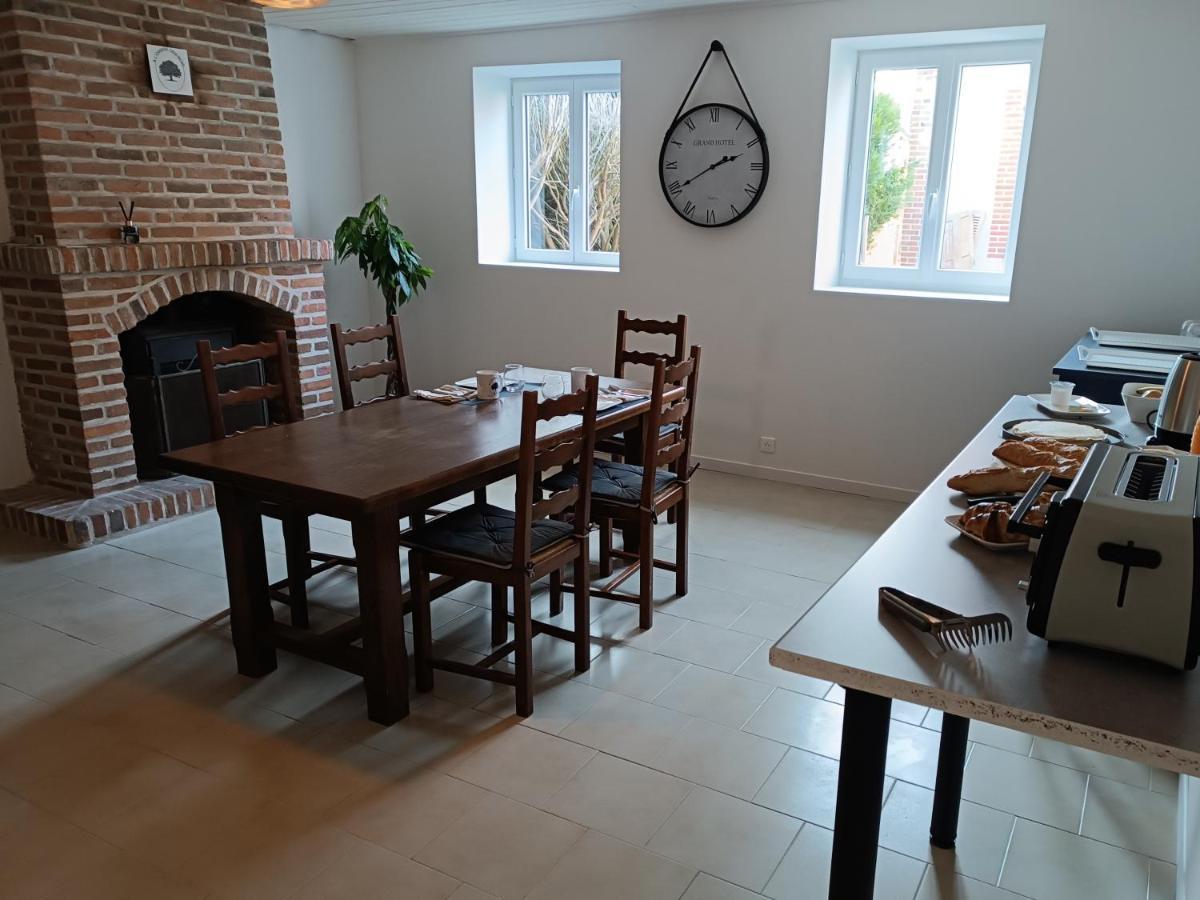 A L'Ombre Des Bois, Chambre Double Confort Neung-sur-Beuvron Exterior foto